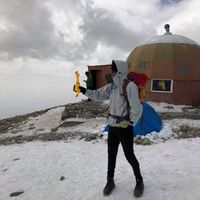 Elyar hemmati的照片