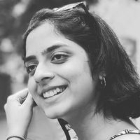 Radha Puranik的照片