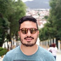 Héctor Salazar's Photo