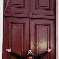 Alexander Llona Carballo的照片