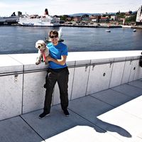 Richard Buka的照片