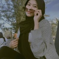 Heidi Nabila's Photo