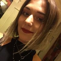 Abbie Pymer的照片