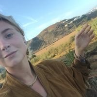 Fotos de Nellie Aurora Palm