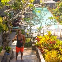 Samuel Swann的照片