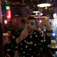 Alper Kisbu的照片