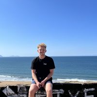 Juraj Brilla的照片