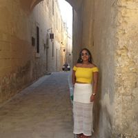 Julia Santos Lima的照片