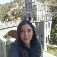 Vanessa Pilar的照片