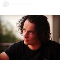 Hugo Bounoua的照片