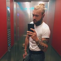 Yasha Nowicki的照片