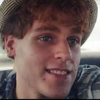 John Macomber的照片