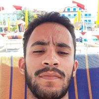 Nizar Oukhouyy的照片