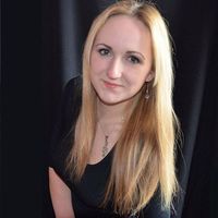 Anička Pokorná的照片