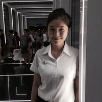 XIn Banlursakkul的照片