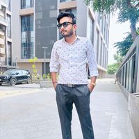 Hardik Solanki的照片