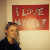 Zsófia Szarka的照片