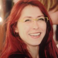 julie gravy的照片