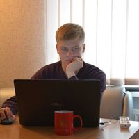 Artem Isaev的照片