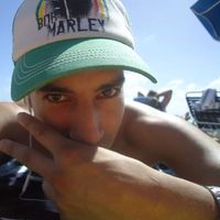 Yonatan Galvez的照片