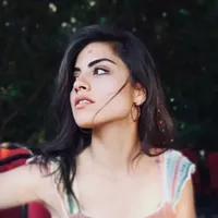 Bengü Kovar的照片