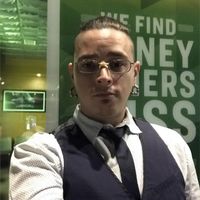 Charles Phillips的照片