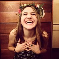 Fotos von Avery Mai Wolfe