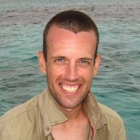 shaun Gilbert的照片