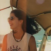 Valeria Balbuena的照片