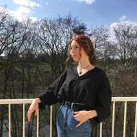 Marine Houal的照片