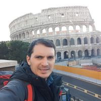 Özer Sevim的照片