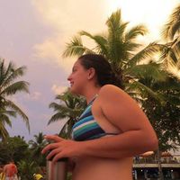 Anni Arias Murillo的照片