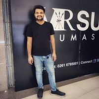 Shiv Sarswat's Photo