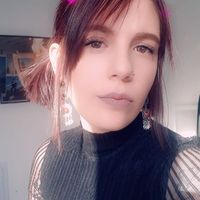 Marianne Raymond的照片