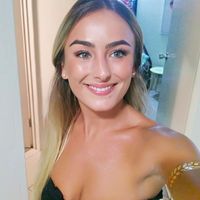 Charlotte Carlet的照片