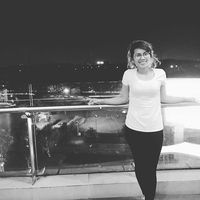 Eva Situmorang的照片