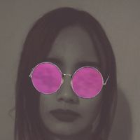 Denisse Damar's Photo