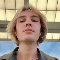 Illia Yevdokymov的照片