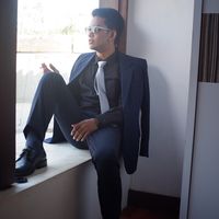 Fotos von satya brahma