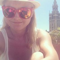 Olya Simfonina的照片