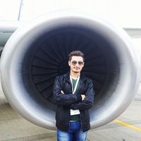 Onur Özbek的照片