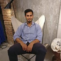 Hamza Nachett的照片