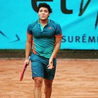 Santino Quintana的照片