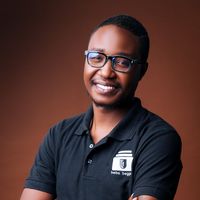 Prince Charles Oduk的照片