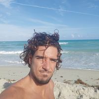 Diego Manfredi的照片