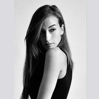 Barbara Ullár的照片