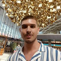 Esteban Ivan's Photo