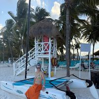 Eimi Ailen  Font Caligiore的照片