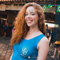 Lizandra Menezes的照片