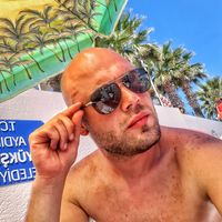 Photos de Melih Arayan